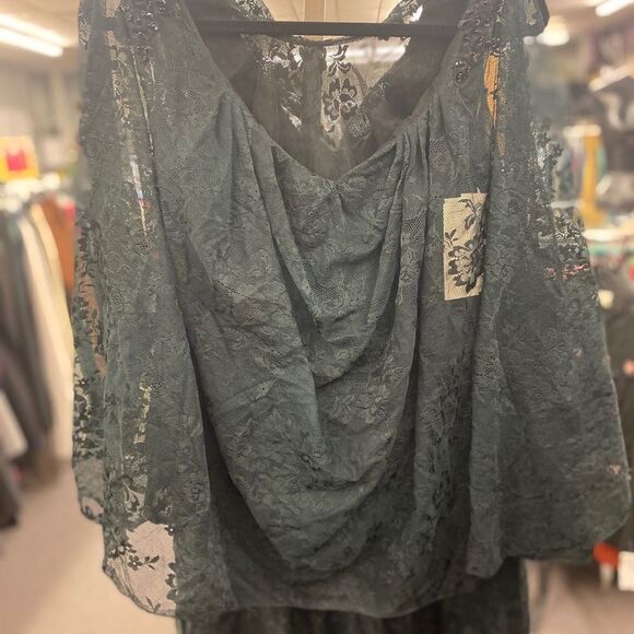 Lan Ting Sz. 16 2pc Lace Gown w/Cover NEW - Picture 7 of 8